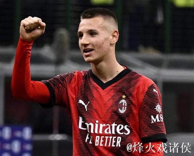 米兰将加速推进菲尔克鲁格的转会计划,莫雷托揭示。 米兰将加速推进菲尔克鲁格的转会计划,莫雷托揭示。