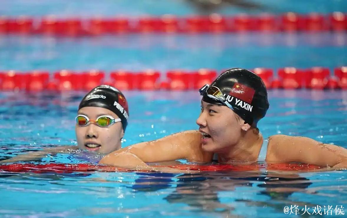 13岁中国天才少女仰泳夺冠，后程冲刺惊艳全场